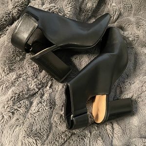 BRAND NEW H&M Mule styled boots with cut out sides Sz 41 (10)